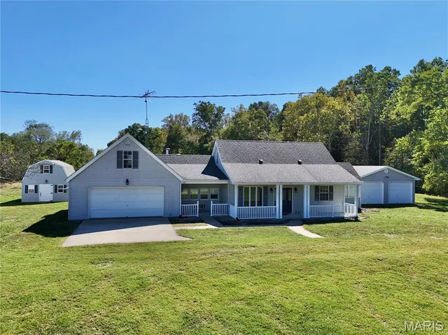 $269,900 | 38334 Bcr 221, Sedgewickville, MO 63781