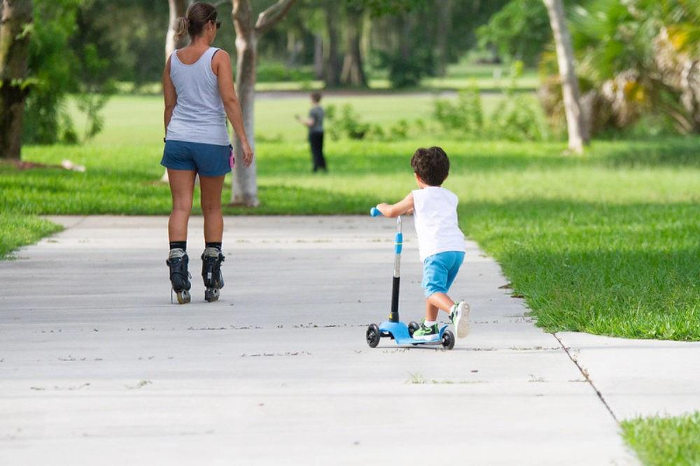 4083 Sunset Way Pompano Beach, FL 33069 - Photo 26 of 34 a front view of a house with a yard and garage