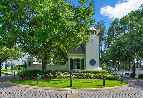 152 Peninsula Drive Brandon, MS 39047 - Photo 2 of 5 Palisades Entrance