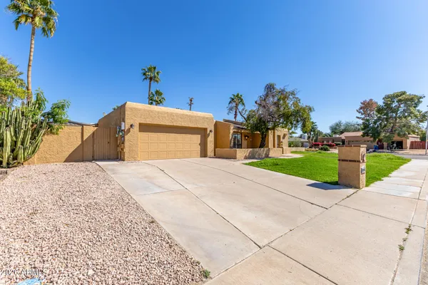 $665,000 | 6517 South Hazelton Lane, Tempe, AZ 85283