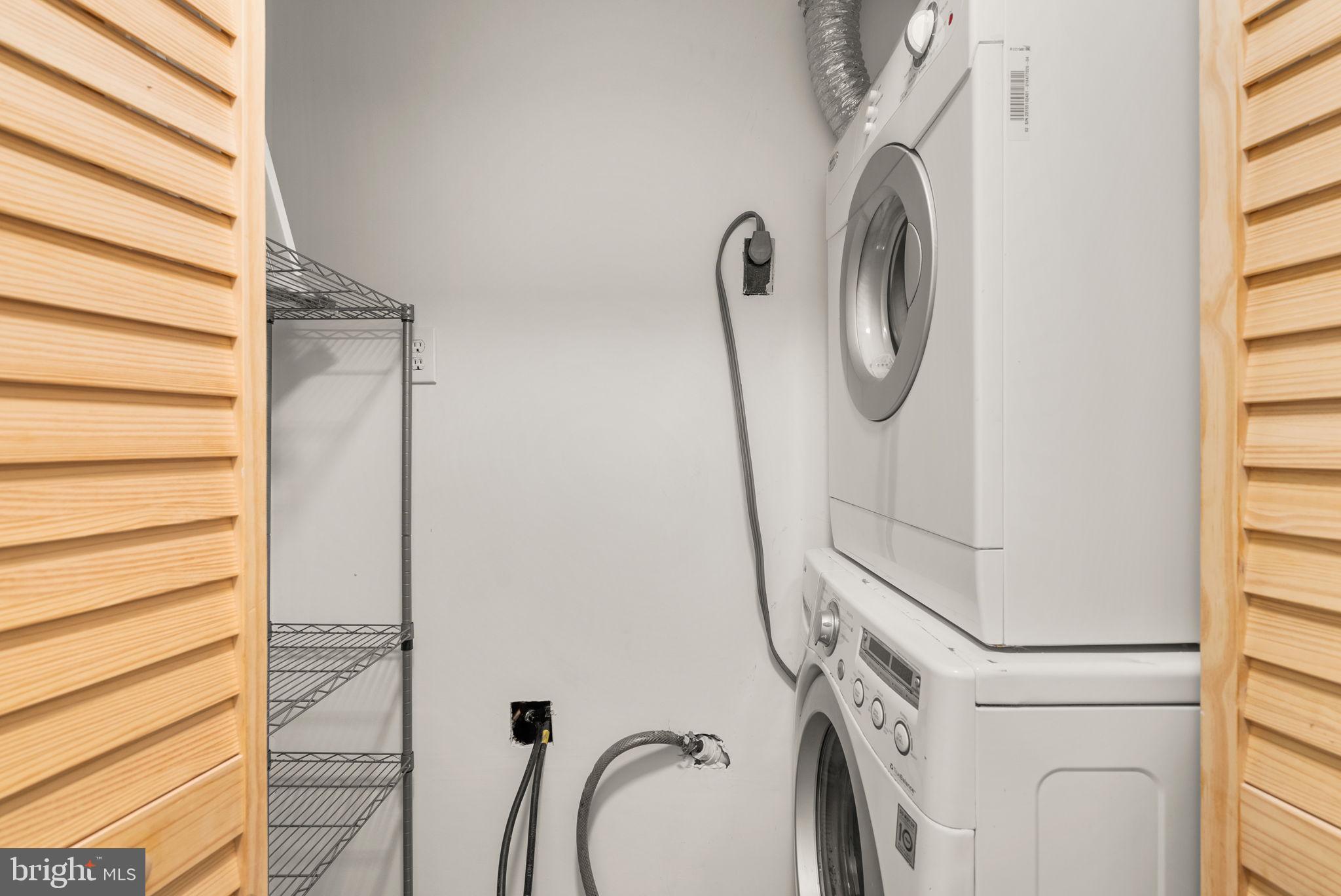 199 Talbott Street, Unit 199 Rockville, MD 20852 - Photo 28 of 31 a bathroom with a shower