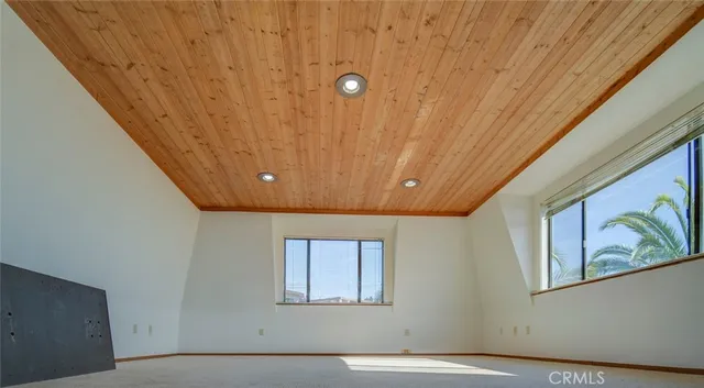 a view of entryway with stairs