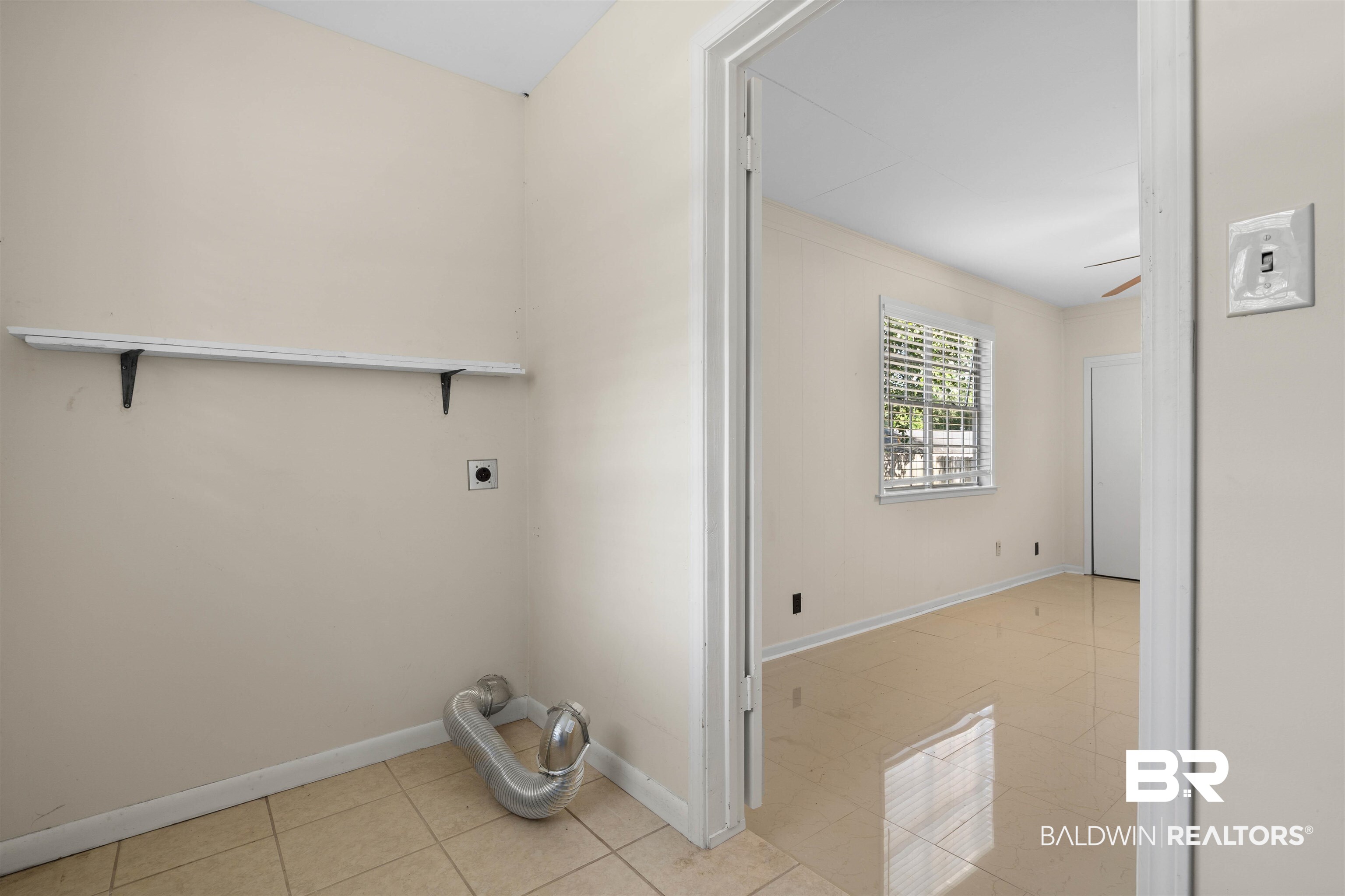 103 Terry Street Daphne, AL 36527 - Photo 13 of 20 Laundry