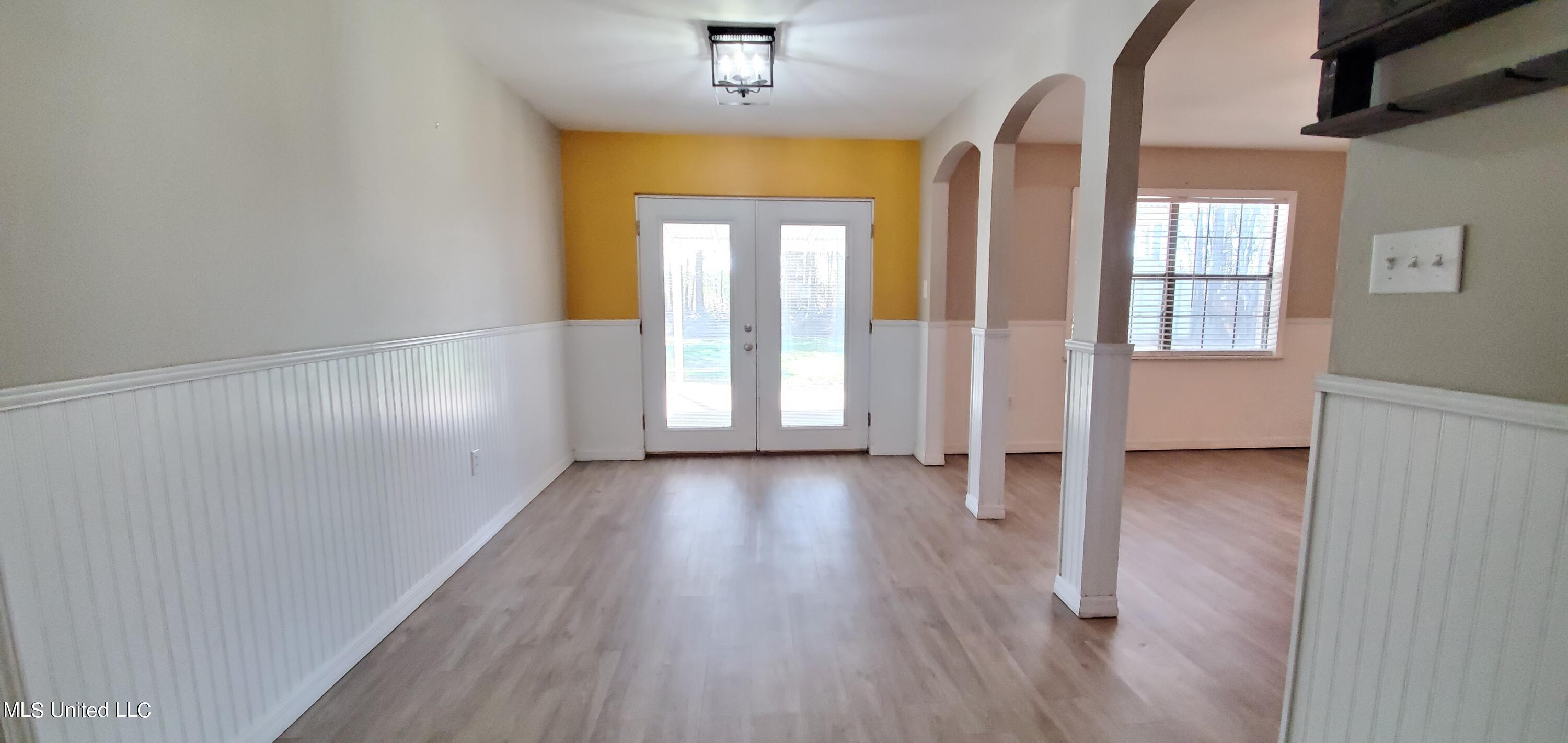 4108 Groveland Road Ocean Springs, MS 39564 - Photo 8 of 26 20220220_110410