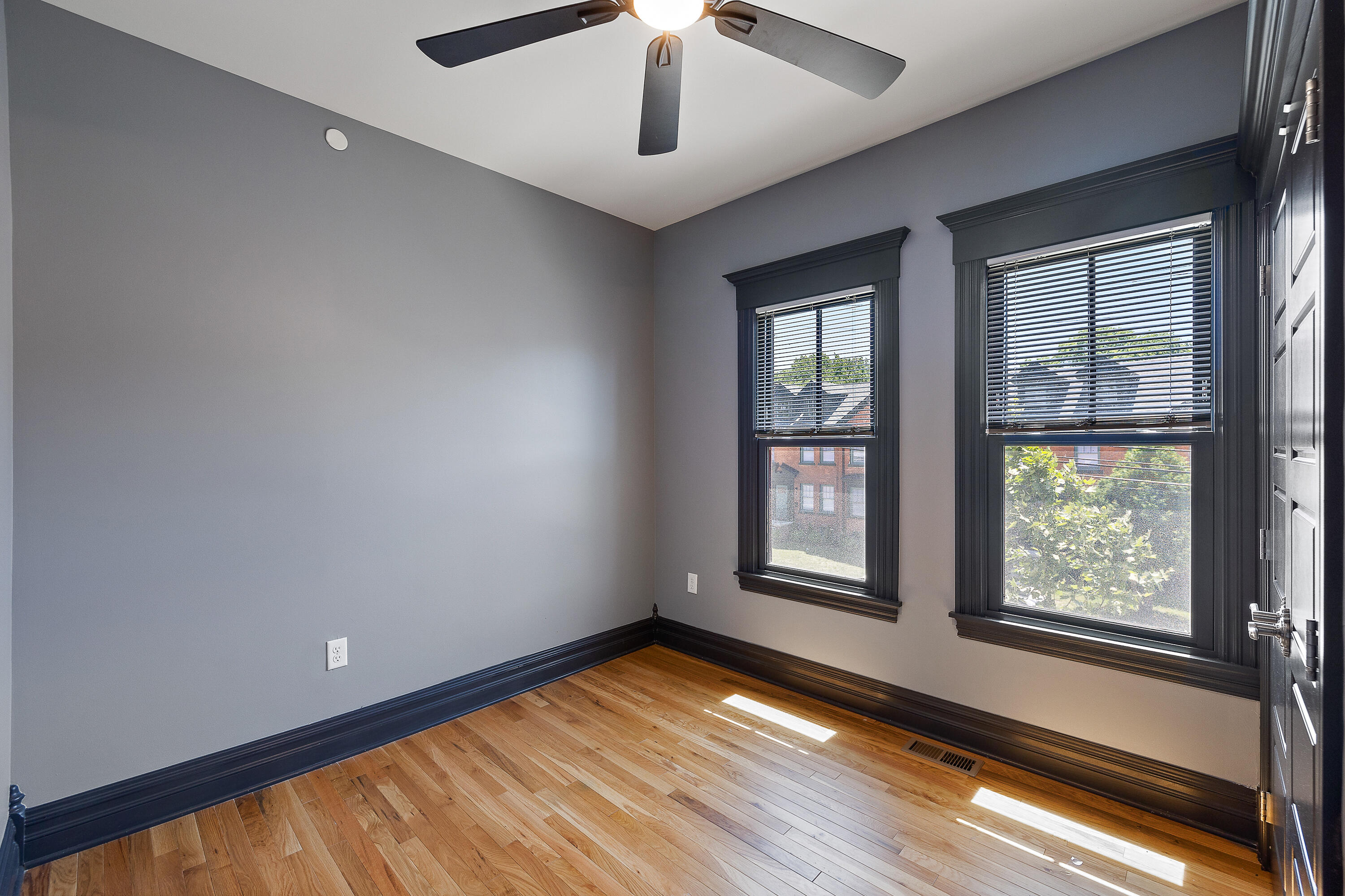 4004 Porter Street Detroit, MI 48209 - Photo 19 of 29 4030 Porter St-37