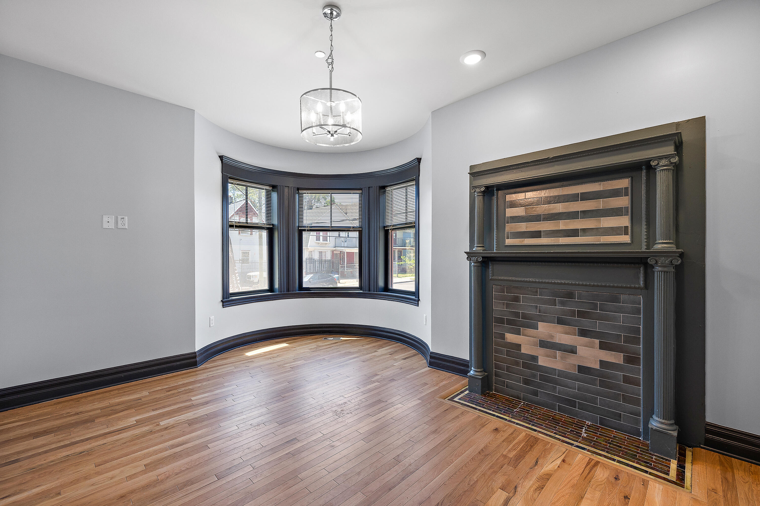 4004 Porter Street Detroit, MI 48209 - Photo 7 of 29 4030 Porter St-19