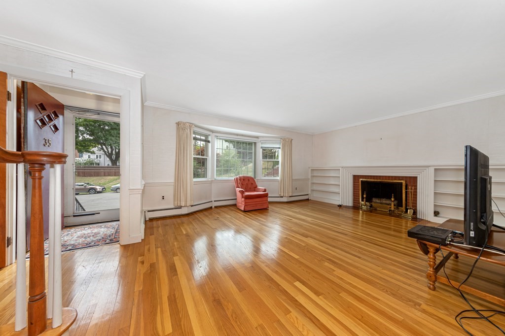 35 Radcliffe Road Arlington, MA 02474 - Photo 11 of 42
