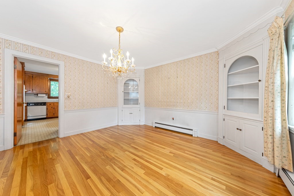 35 Radcliffe Road Arlington, MA 02474 - Photo 17 of 42
