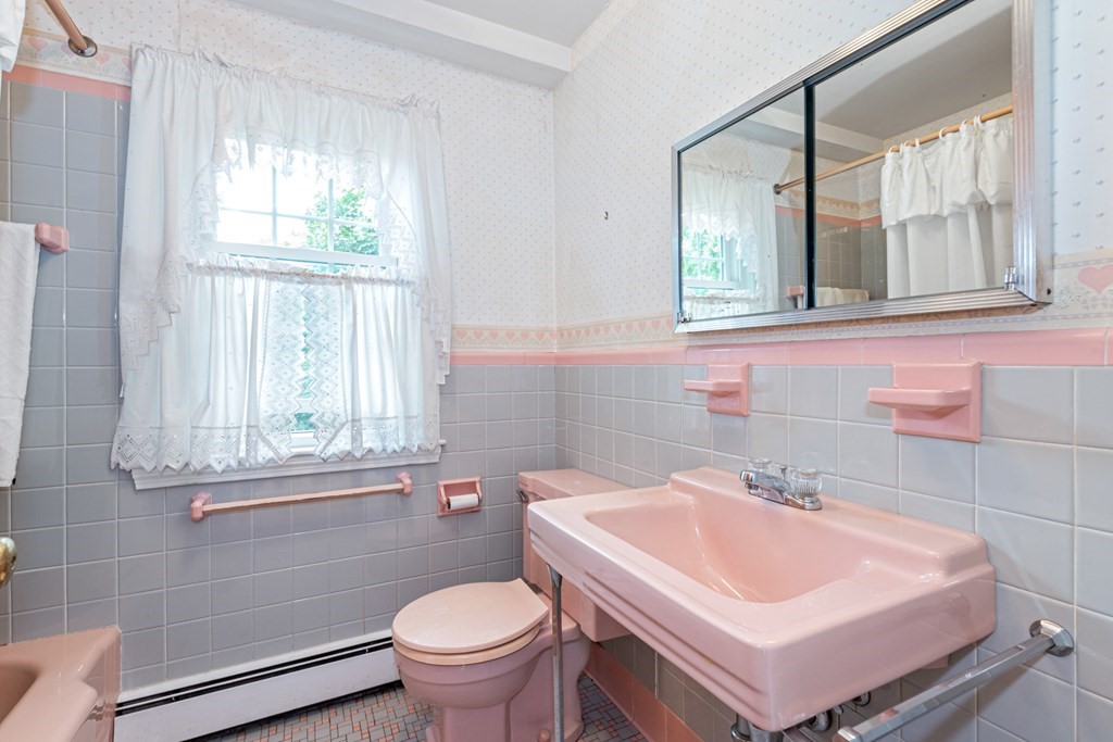 35 Radcliffe Road Arlington, MA 02474 - Photo 24 of 42