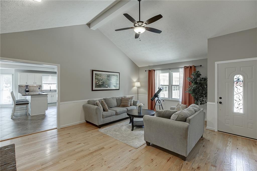3803 Carter Road Buford, GA 30518 - Photo 7 of 58