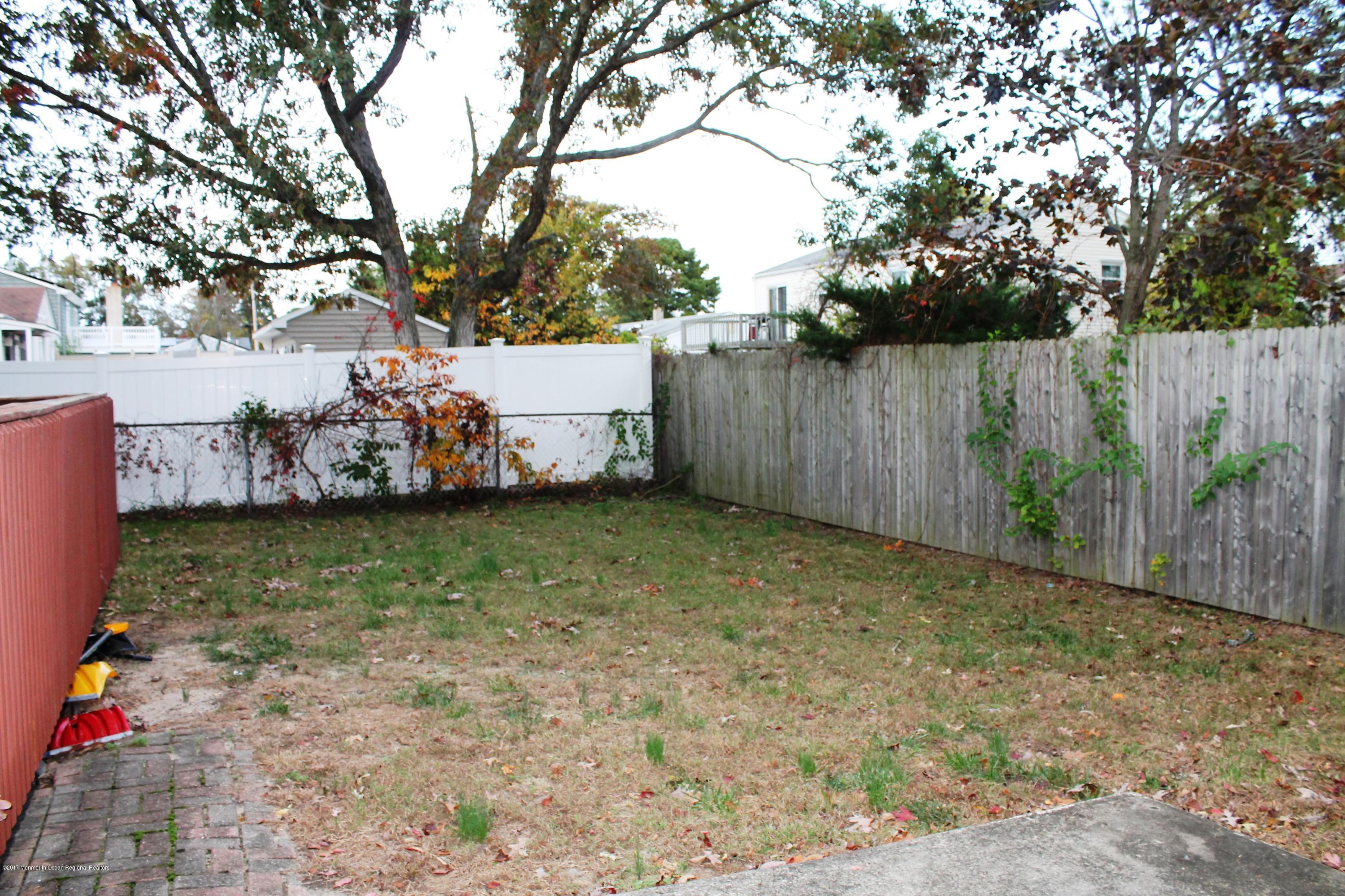 207 Crane Road Brick, NJ 08723 - Photo 12 of 15 Backyard