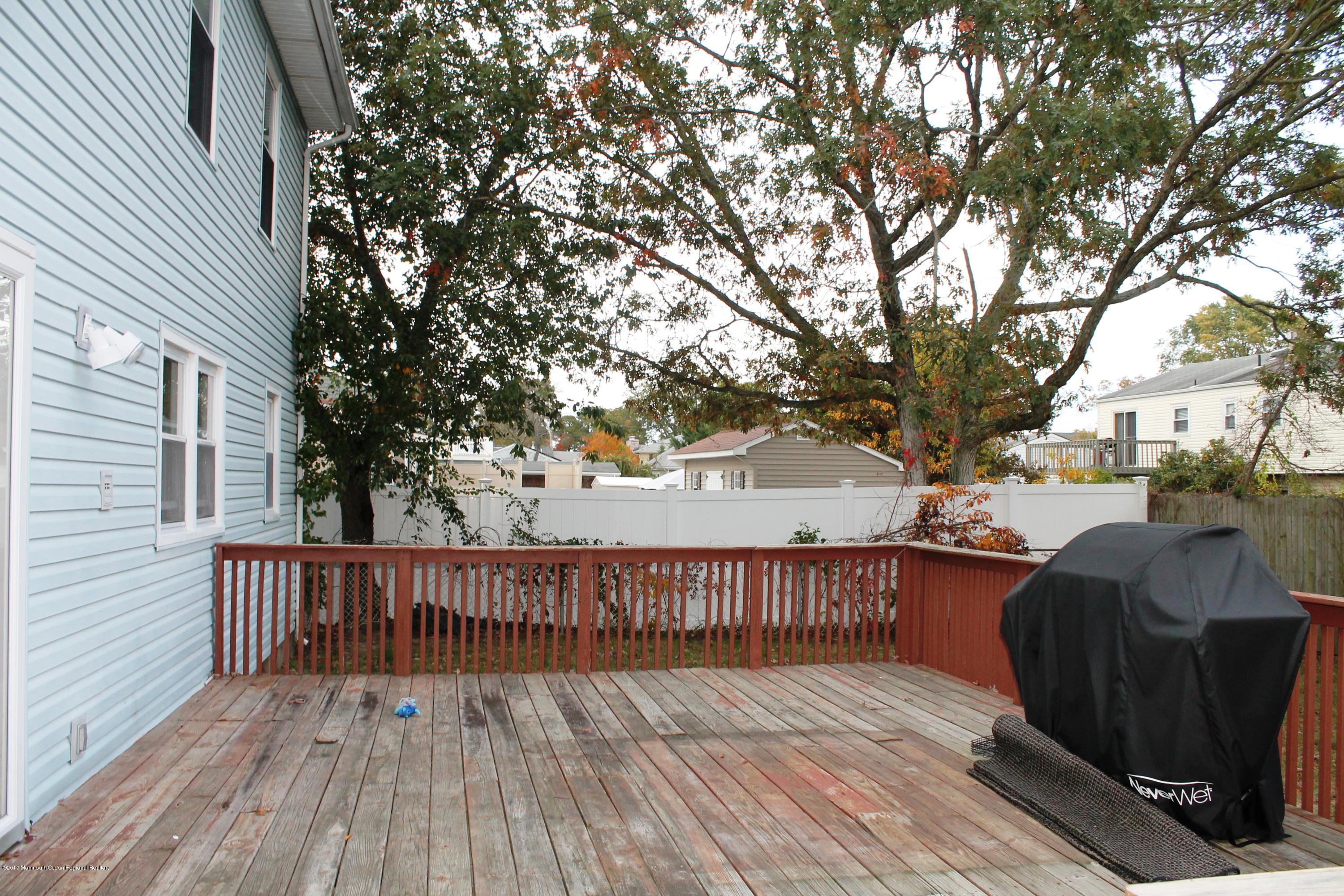 207 Crane Road Brick, NJ 08723 - Photo 13 of 15 Large Deck