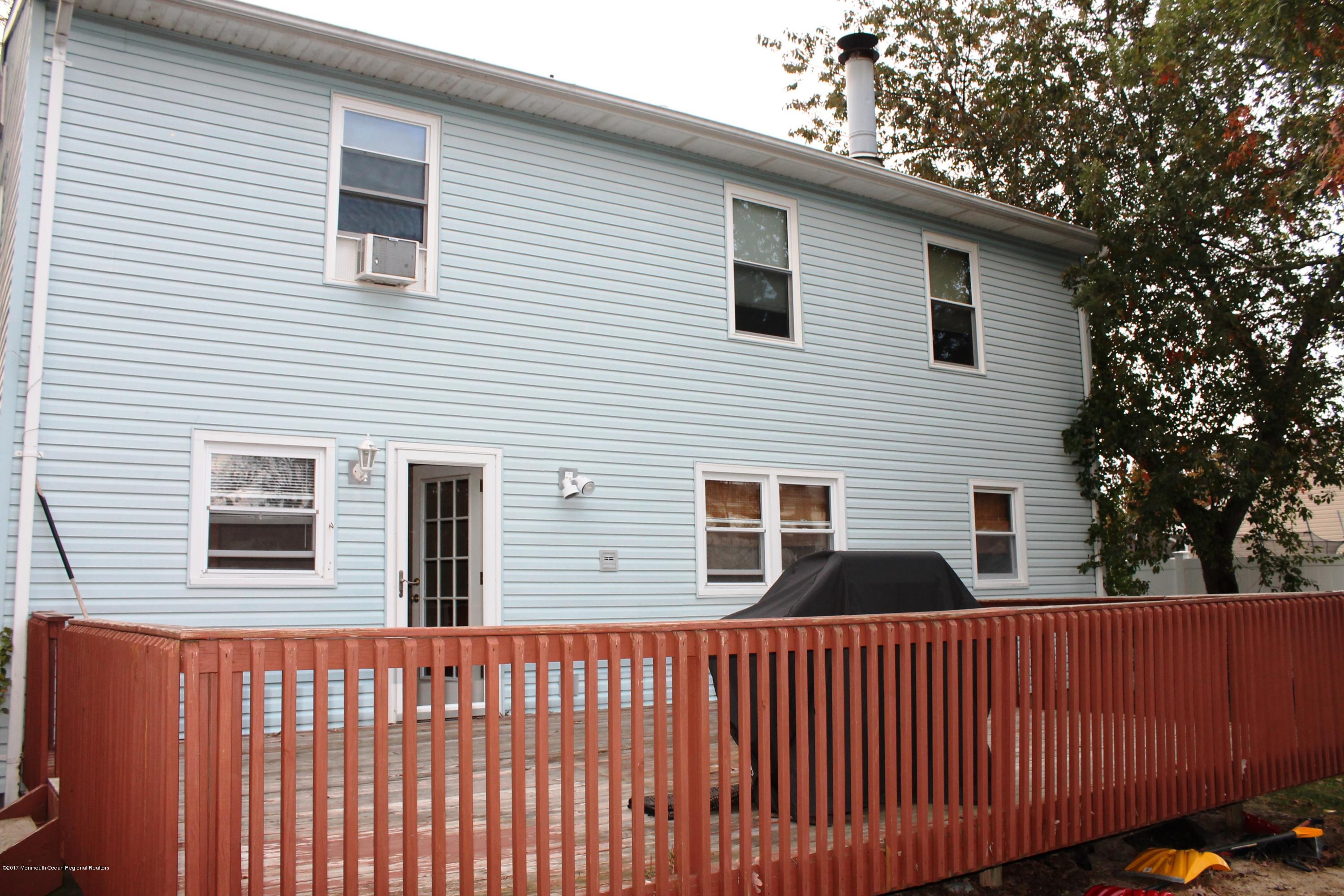 207 Crane Road Brick, NJ 08723 - Photo 14 of 15 Back of House