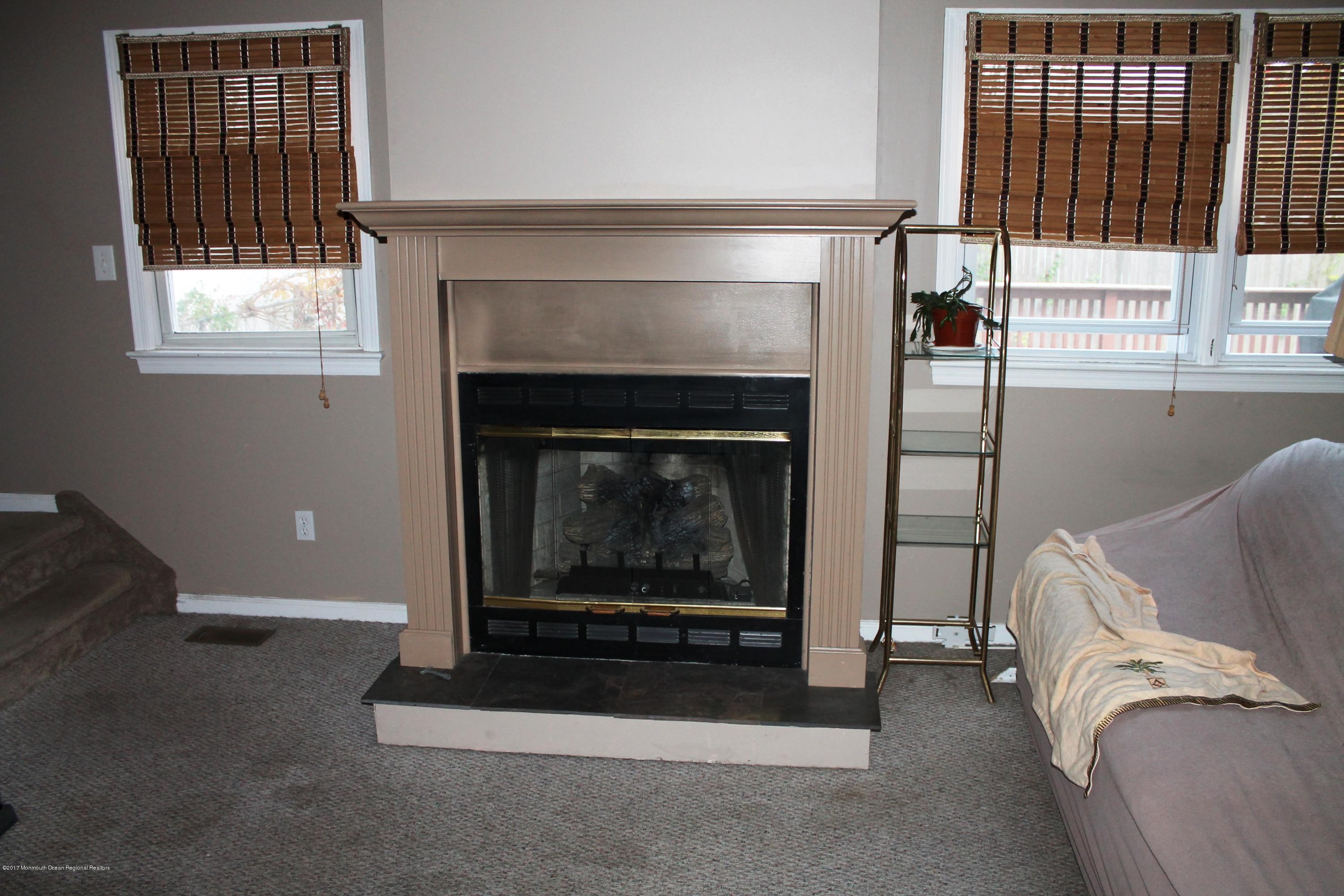 207 Crane Road Brick, NJ 08723 - Photo 7 of 15 Fireplace