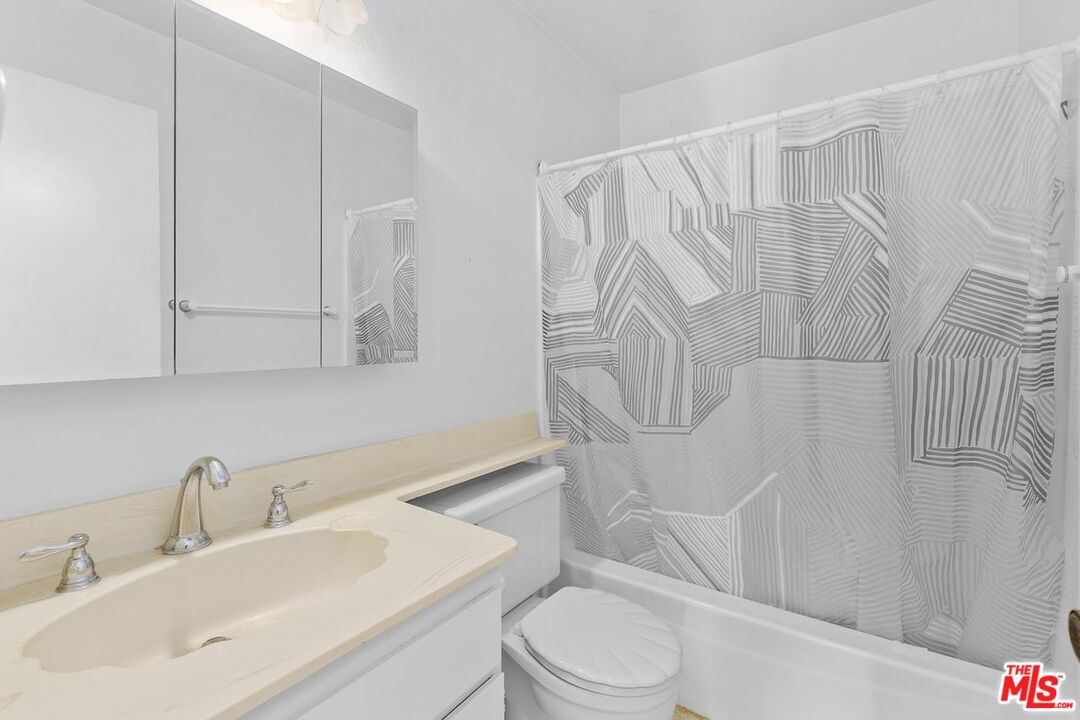 10576 Valinda Court Rancho Cucamonga, CA 91701 - Photo 18 of 34