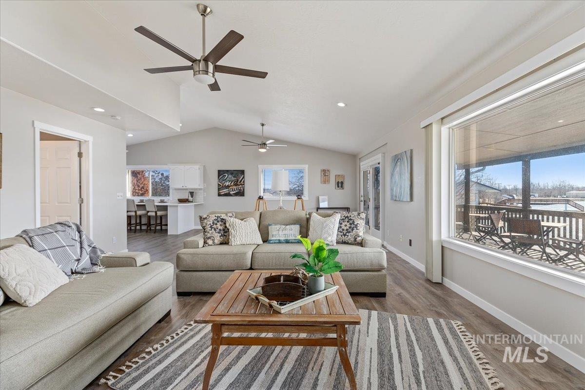 21600 Look Lane Caldwell, ID 83607 - Photo 7 of 44