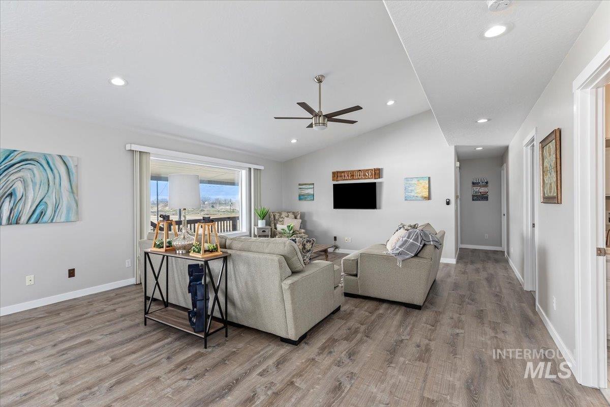 21600 Look Lane Caldwell, ID 83607 - Photo 10 of 44