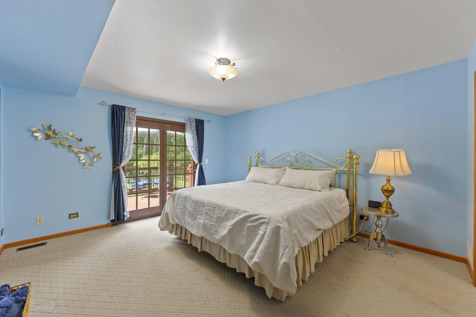 4511 Hanover Drive Crystal Lake, IL 60012 - Photo 26 of 68 a bedroom with a bed and a window