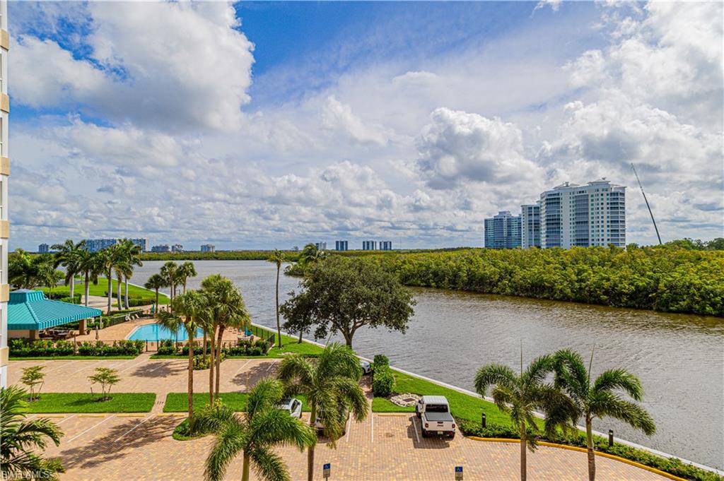 25 Bluebill Avenue, Unit 301 Naples, FL 34108 - Photo 33 of 41