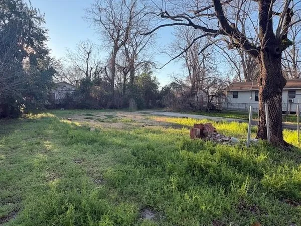 $4,500 | 3118 Adams Court, Alexandria, LA 71301