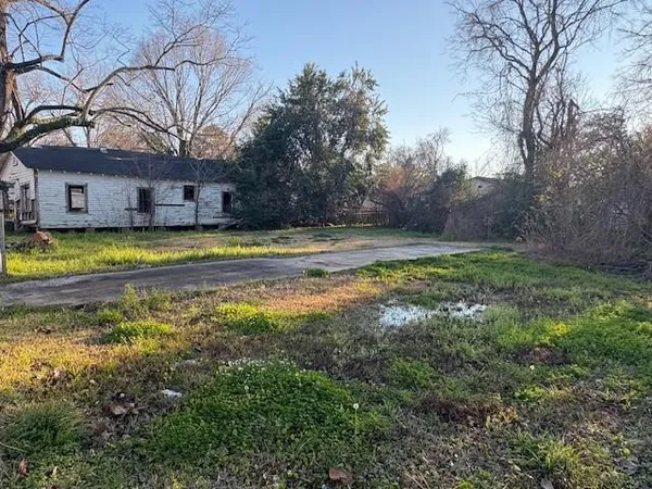 $4,500 | 3118 Adams Court, Alexandria, LA 71301