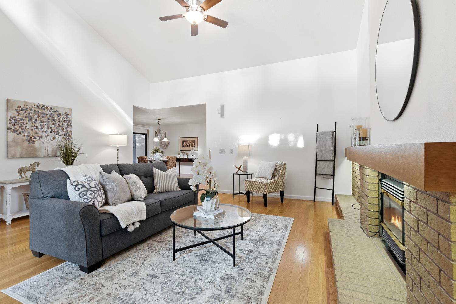 1833 Edgebrook Drive, Unit A Modesto, CA 95354 - Photo 12 of 43 a living room with furniture