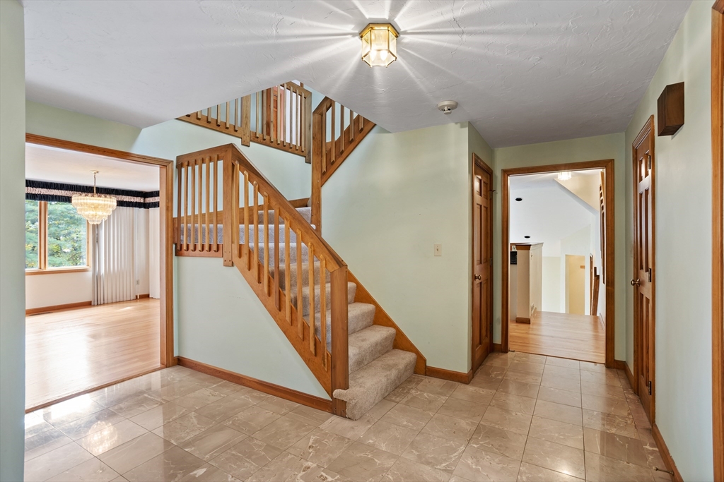 3 Leo Chasse Way Framingham, MA 01701 - Photo 17 of 40