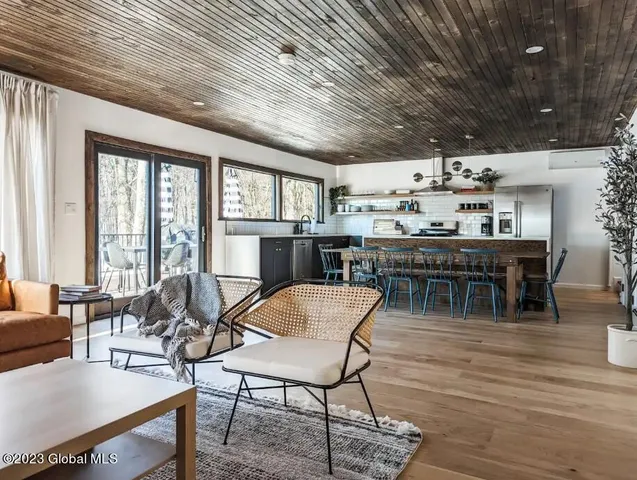 $725,000 | 625 Highway 32A, Catskill, NY 12463