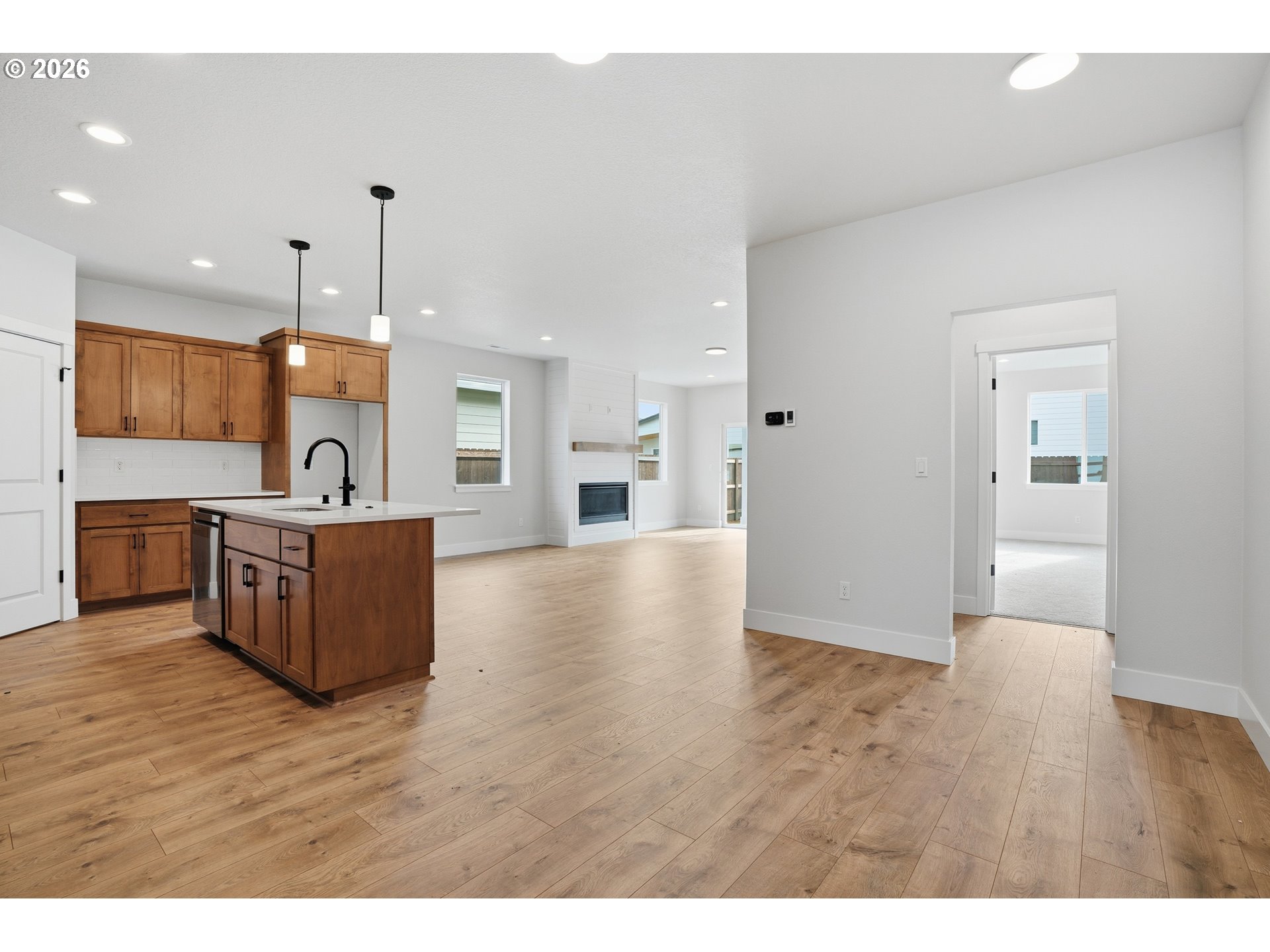 627 Southeast 34th Street Battle Ground, WA 98604 - Photo 4 of 17 Kitchen/Dining Room