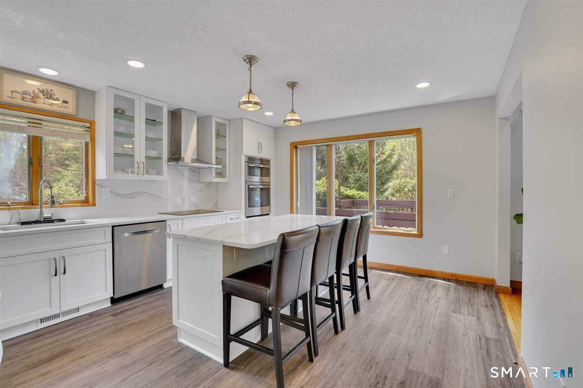 121 Bartholomew Road Middletown, CT 06457 - Photo 12 of 26