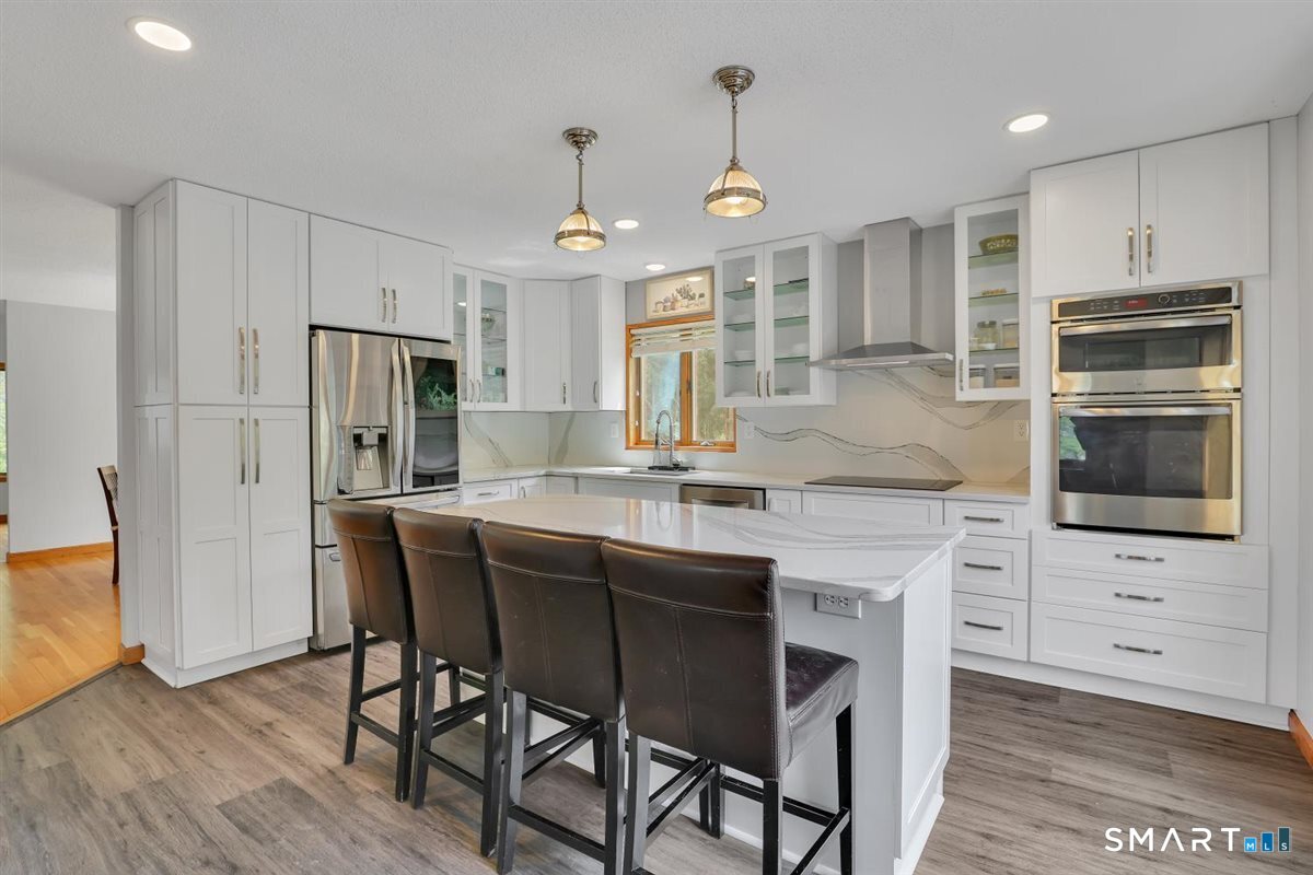 121 Bartholomew Road Middletown, CT 06457 - Photo 13 of 26
