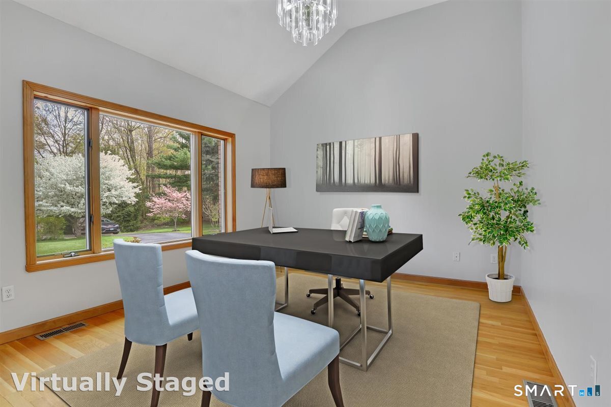 121 Bartholomew Road Middletown, CT 06457 - Photo 10 of 26