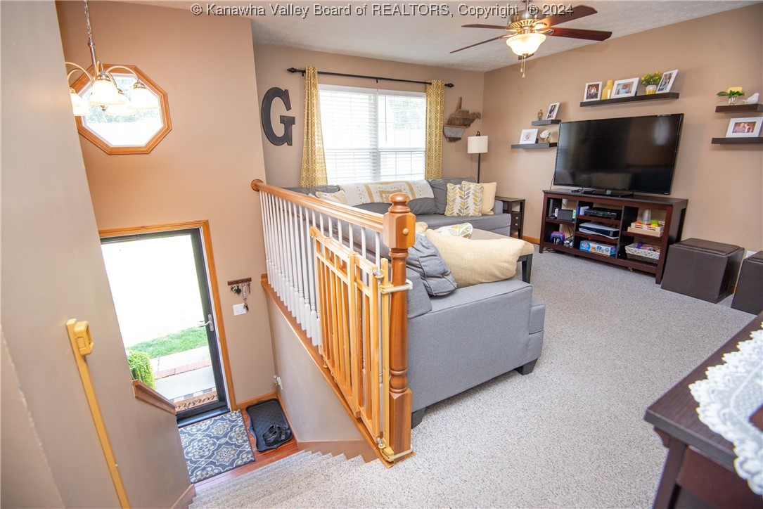 41 Oakvale Road Hurricane, WV 25526 - Photo 2 of 29 Gallery Image 2