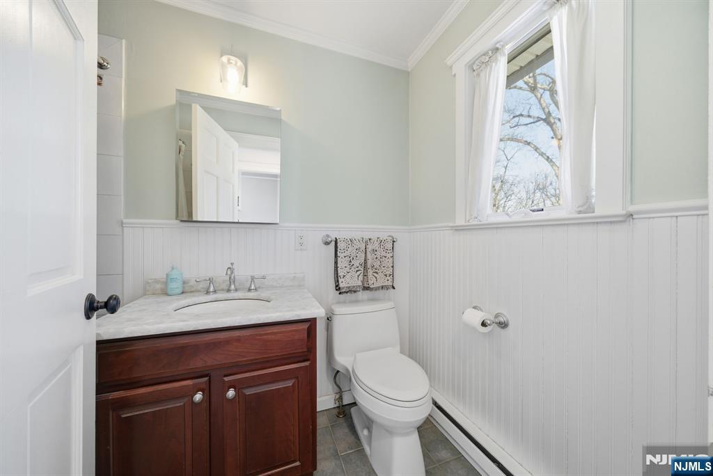 238 Rutgers Place Nutley, NJ 07110 - Photo 22 of 50