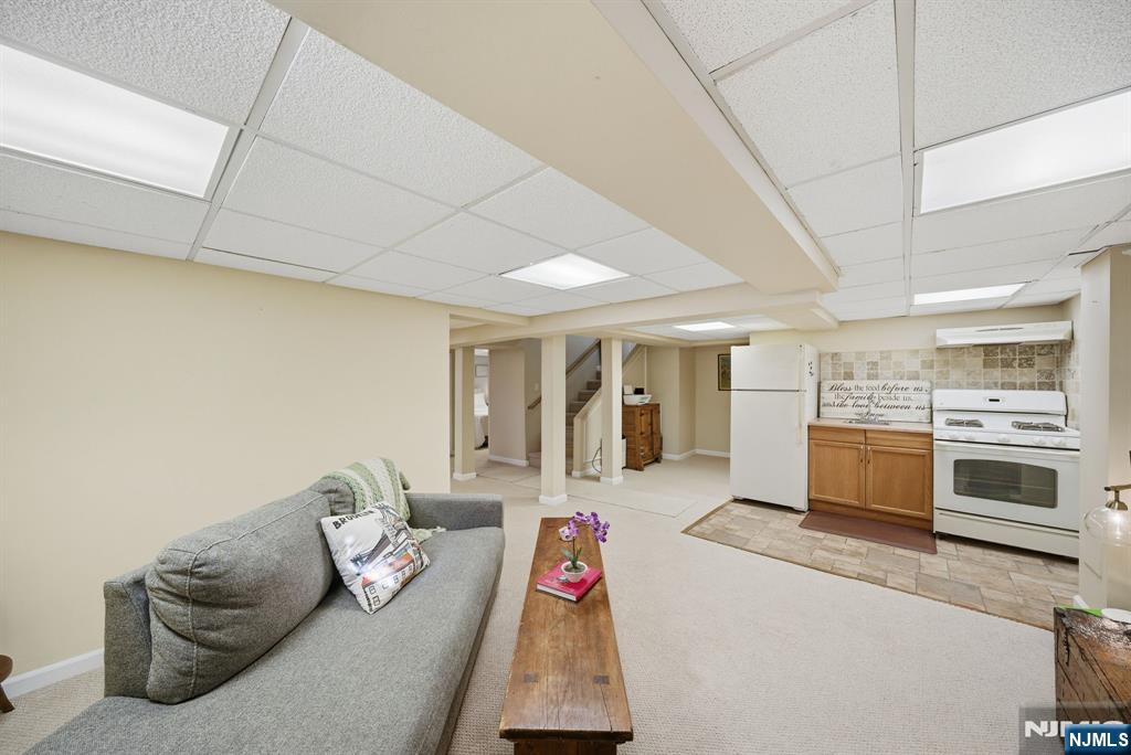 238 Rutgers Place Nutley, NJ 07110 - Photo 38 of 50