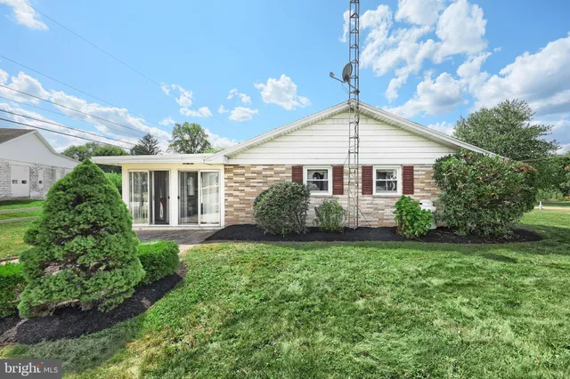 $275,000 | 181 Harrisburg Street, York Springs, PA 17372