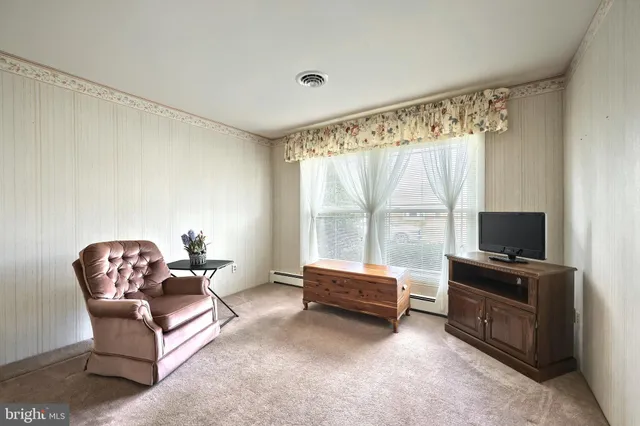 $275,000 | 181 Harrisburg Street, York Springs, PA 17372