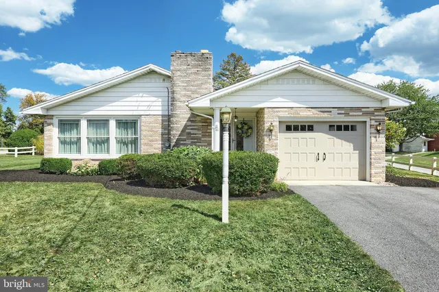 $275,000 | 181 Harrisburg Street, York Springs, PA 17372