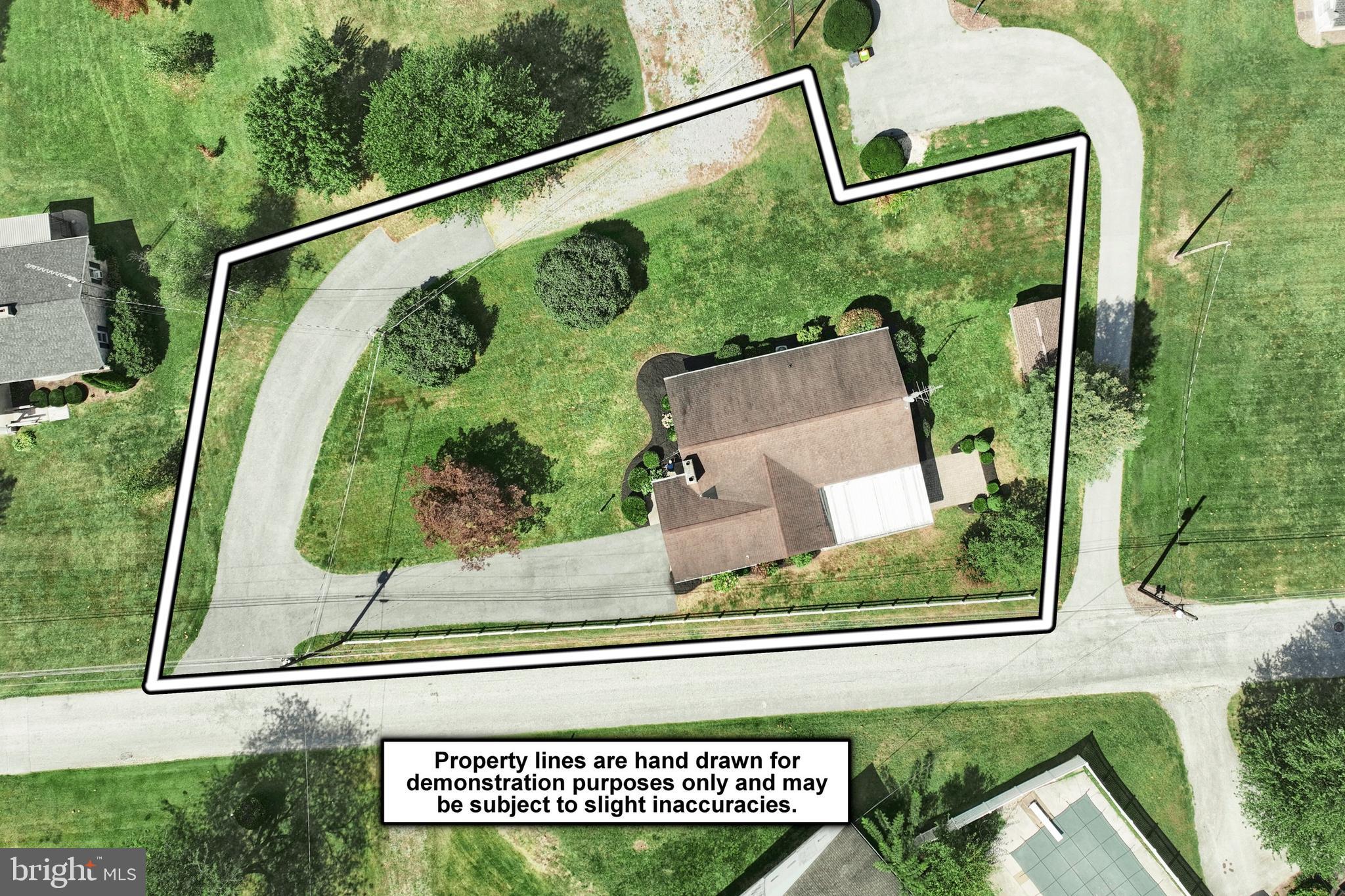 181 Harrisburg Street York Springs, PA 17372 - Photo 5 of 44 a view of a back yard