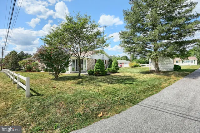 $275,000 | 181 Harrisburg Street, York Springs, PA 17372