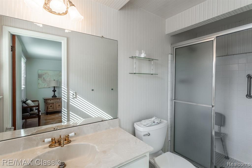 25886 Branchaster Road Farmington Hills, MI 48336 - Photo 22 of 35