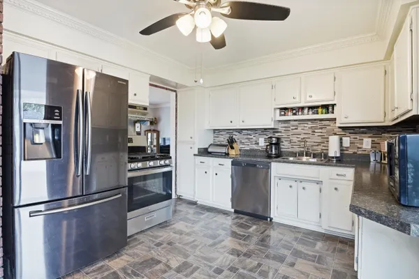 $220,000 | 28467 Florence Street, Garden City, MI 48135