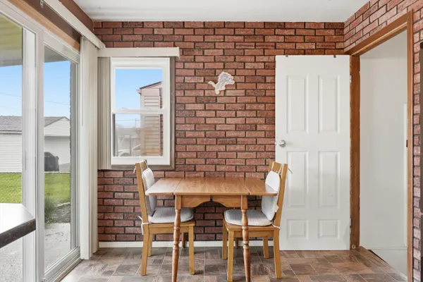 $220,000 | 28467 Florence Street, Garden City, MI 48135