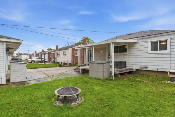 $220,000 | 28467 Florence Street, Garden City, MI 48135