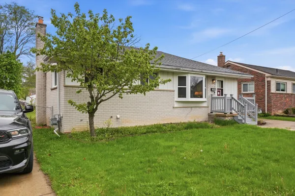 $220,000 | 28467 Florence Street, Garden City, MI 48135