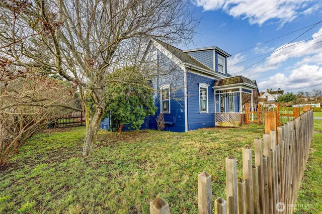 $900,000 | 543 Van Buren Street, Port Townsend, WA 98368