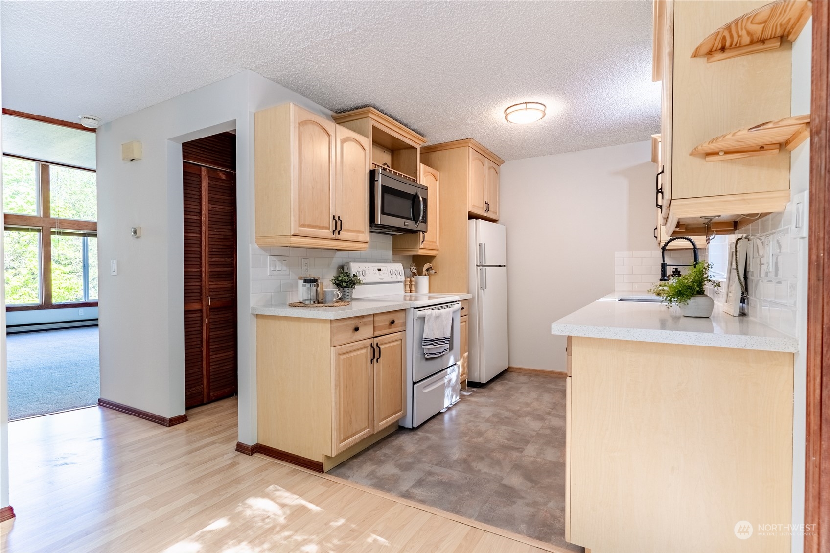 17303 Spanaway Loop Road South, Unit 53 Spanaway, WA 98387 - Photo 6 of 29 Gallery Image 6