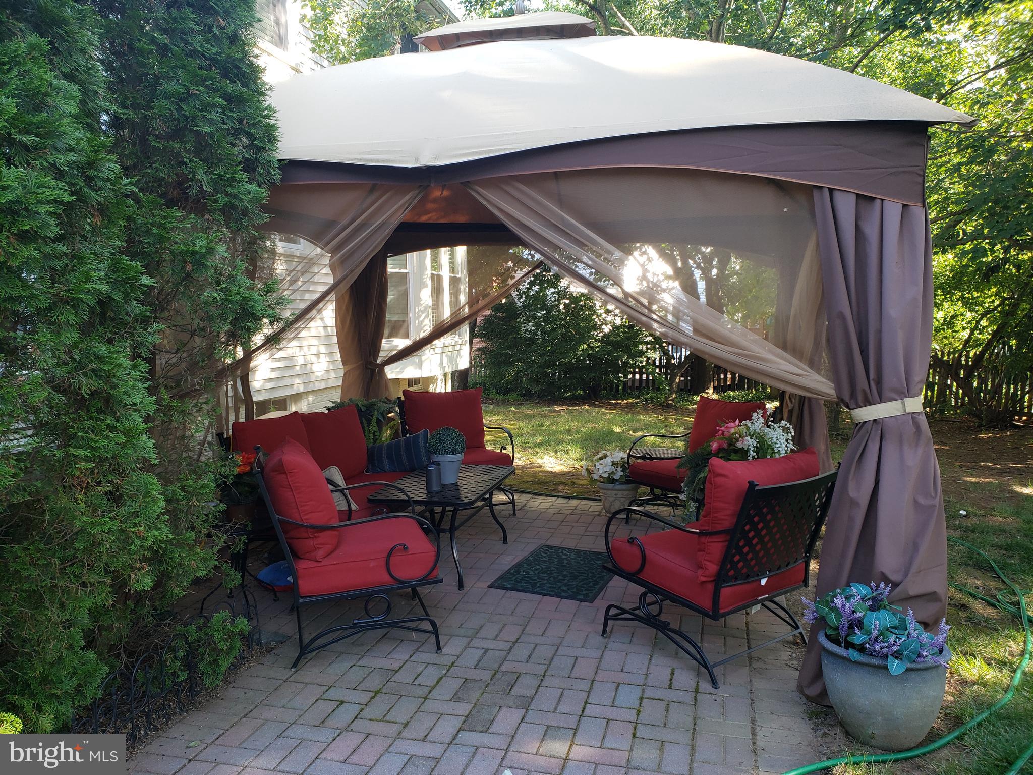 8010 Rocky Run Road Gainesville, VA 20155 - Photo 12 of 13 Expanding your living area to a serene patio.