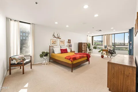 $899,000 | 880 West 1st Street, Unit 302, Los Angeles, CA 90012