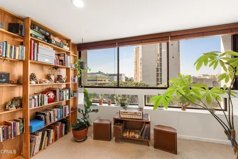 $899,000 | 880 West 1st Street, Unit 302, Los Angeles, CA 90012